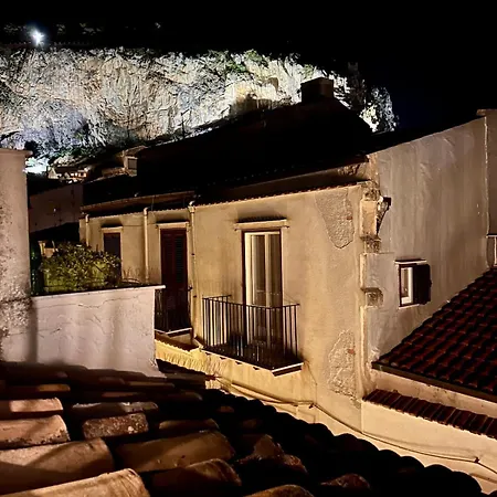 Apartment Casa Matilde Historic Center Cefalu